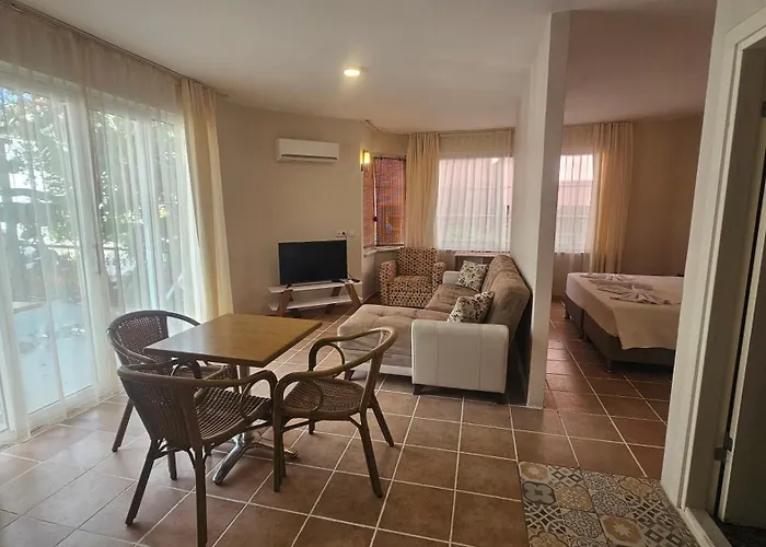 Selenya Hotel apartamentowy Marmaris