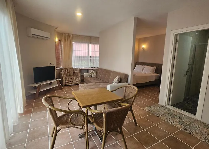 Hotel apartamentowy Selenya 3*