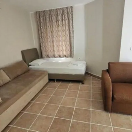 아파트호텔 Selenya 3*